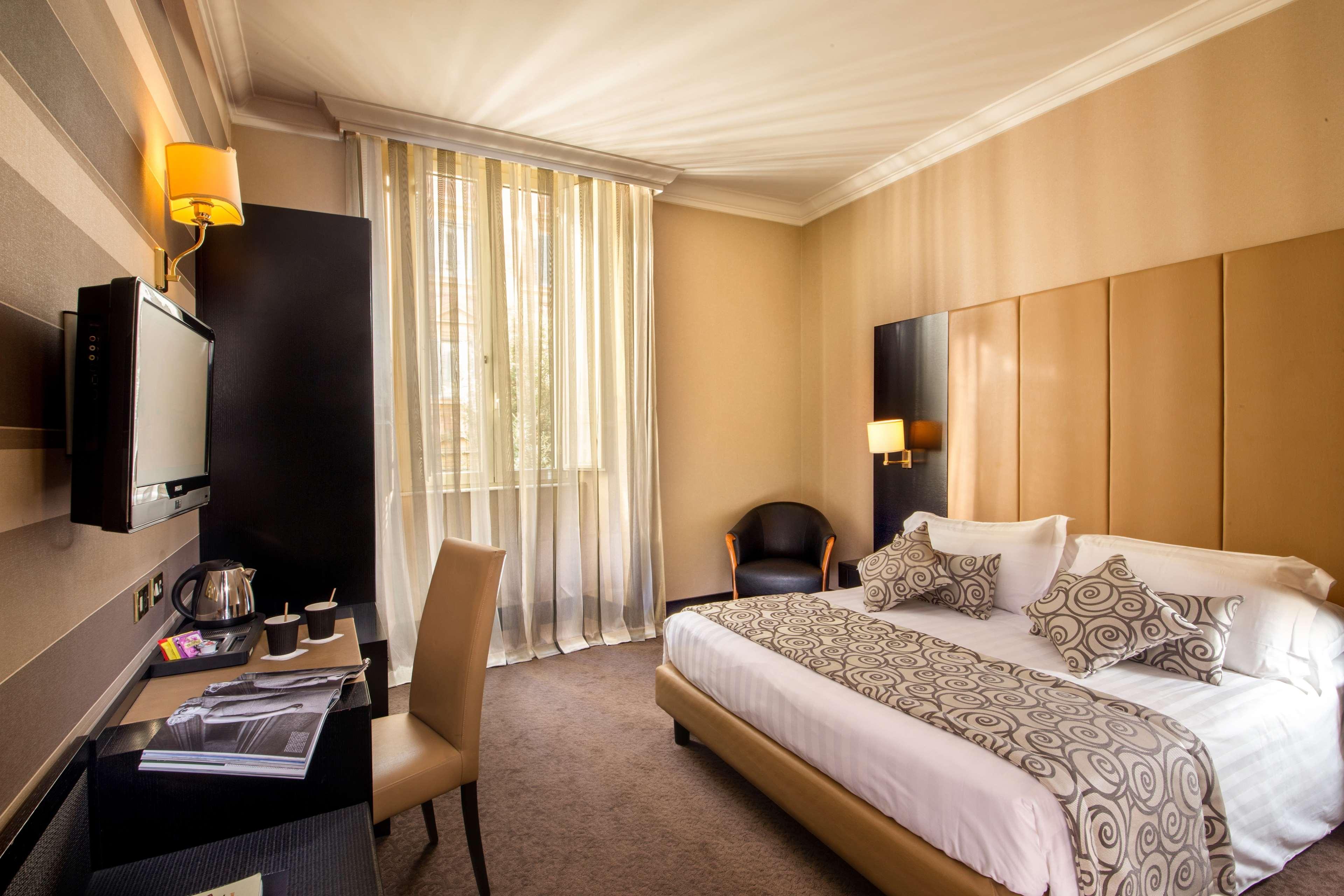 Hotel Savoy Rome Room photo